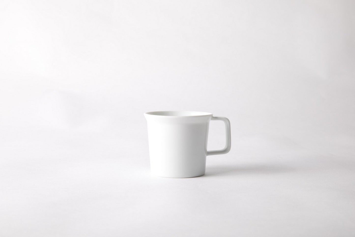 1616/Arita TY Series White Mug 1616 / Arita 