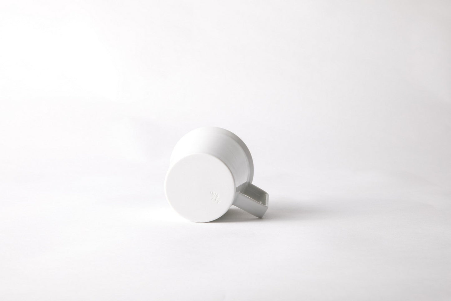1616/Arita TY Series White Mug 1616 / Arita